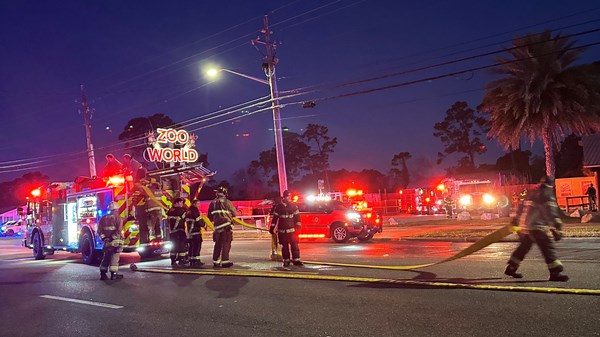 Fire erupts at ZooWorld causes road closure in Panama City Beach