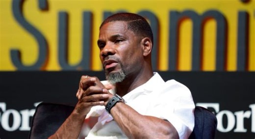 Kirk Franklin Talks Reunion Tour, Collaborations, and Staying True to His Faith