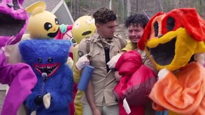 School Field Trip: Hilarious Mascot Costume Skits