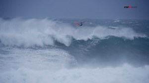 Petit avant gout de la Tempête Bella au Pays Basque avec Julien Taboulet Caroline Barbeau, Pierre Bouras, Marco Juliot et Stéphane Debuire. soöruz Images : Stefvidéo | Thomas Traversa F3