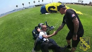 U.S. Navy Parachute Team "The Leap Frogs" U.S. Navy SEAL & SWCC Page #leapfrogs #bucketlist #onceinalifetime #thankyouforyourservice🇺🇸 #america | Ryan Sheckler