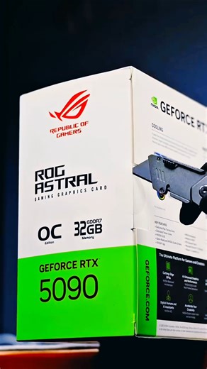 I Spent $3,000 on ONE Graphics Card.. 💸 ROG Astral 5090 Reveal! #DreamPC #Nvidia #RTX5090 #ROGAstral