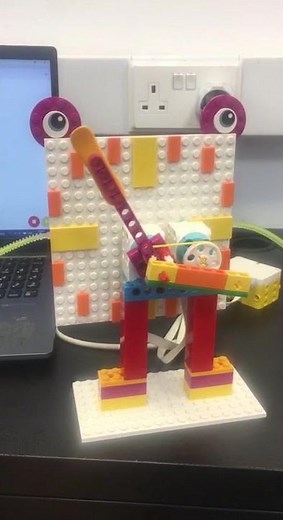 Clock Lego Spike Essential