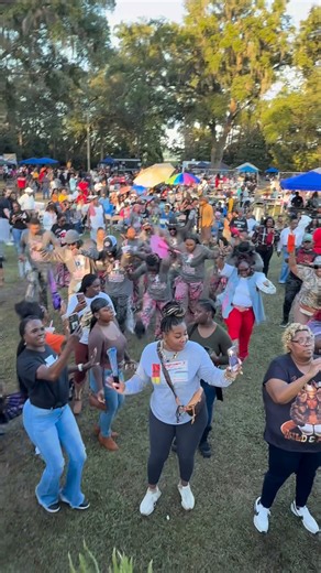 If the Ocean was liquor and I was a duck I’ll swim to the bottom and drink my way up!!! #MikeClarkJr #cupsintheair #southernsoul #fypシ #linedancing | Mike Clark Jr