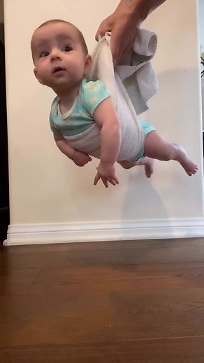Mission accomplished: be cute 🥰 #missionimpossible #challenge #babiesoftiktok #fyp #foryoupage #babygirl #flyingbaby #funny #twins #momsoftiktok