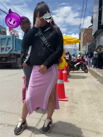 Yadira y Eza: Apoyo y Amor en Cada Interacción