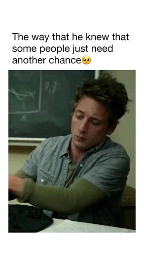 � 𝐂𝐢𝐧𝐞𝐌𝐚𝐱𝐱 | He thought he would be a good teacher 📽️: Shameless Oscar-nominated actor William H. Macy stars as Frank Gallagher, a single father of... | Instagram