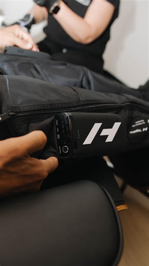 Whether you’re a serious athlete or just training hard, compression therapy with NormaTec Elite helps you recover faster, move better, and feel your best. Book now. Your legs will thank you. 📲706-705-1147 📍Watkinsville, GA | Thrive Aesthetics and Wellness
