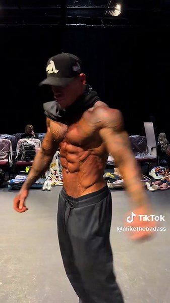 Essential Coaching Tips for Classic Bodybuilding Before Olympia