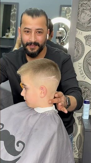 #barber #asmr #barbershop #kesfet #haircut #fade #hairstyle #fürdich #kids #midfade #fyp #fürdich