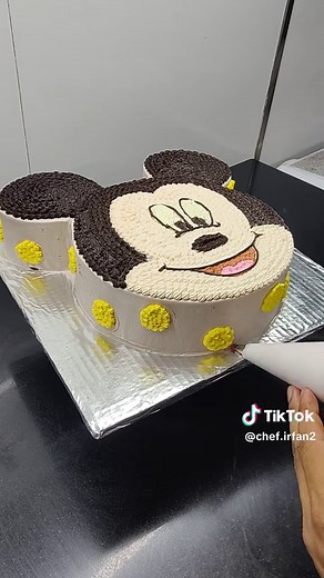 Happy Birthday Mickey Mouse Cake Design