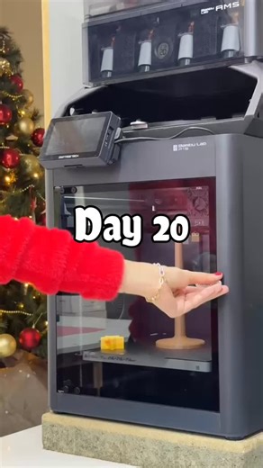 WeeCraft | Personalised Gifts on Instagram: "🎄Day 20 of my 25 days 3D printing series until Christmas 🎄 Model: Christmas tree Coaster - 780125 Maker: zko - Maker World Printer: @bambulab_official Filament: @cc3dchina PLA Print Time: 5.5h #3dprinting #my3dchristmasprints #christmas #CC3D #bambulab"