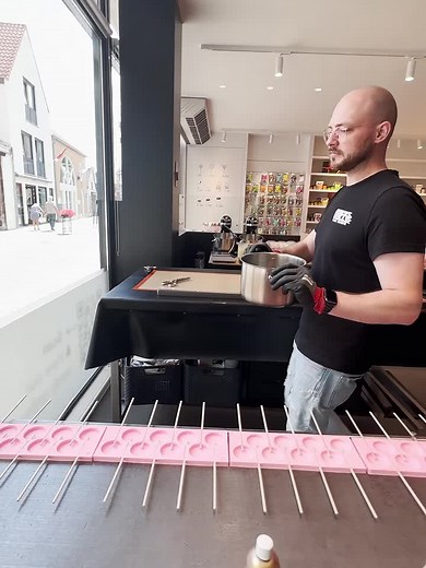 Behind the Scenes Look At How Candy Makers Create Miniture Lollipops! #asmr #satysfying #candy #amazing #candymaking