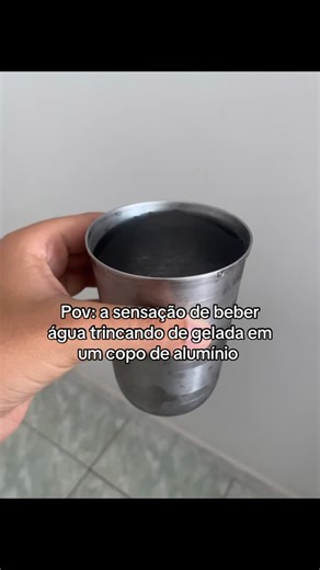 Marcos André💤 on Instagram: "Nem amo😮‍💨😋😍 #agua #copo #fypシ #fyp"