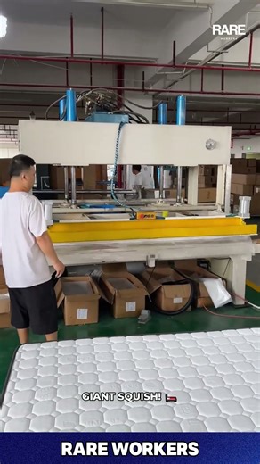 Forget Moving Trucks, This Mattress Fits In A TINY BOX! 📦