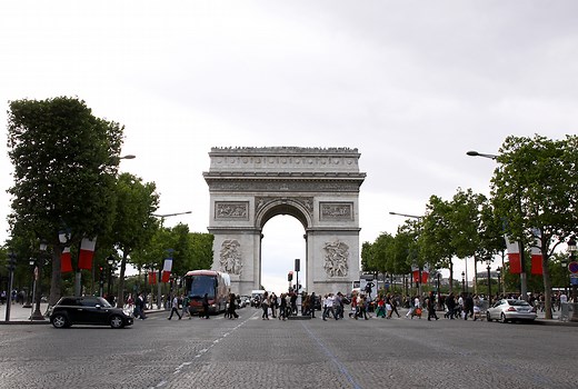 〈2023年7月1日更新〉フランスにおける新型コロナウイルスの状況 | トリコロル・パリ : パリとフランスの旅行・観光情報