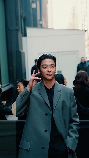 Photographer | videographer | NYC on Instagram: "South Korean actor and singer Rowoon attending the Calvin Klein FW25 show at New York Fashion Week ⭐️ Rowoon is the stage name of Kim Seok-woo, a South Korean actor and ex lead vocalist for the K-pop group SF9. Rowoon made his acting debut in the 2017 K-drama School 2017 and has starred in several popular dramas, including Extraordinary You, She Would Never Know, and The King’s Affection. His 2021 role in The King’s Affection won him the KBS Drama