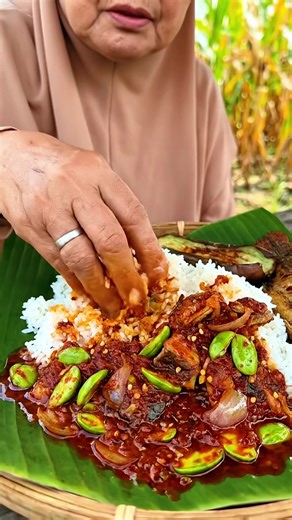 Sambal petai ikan masin cili api kakfa memang padu,makan sahur memang kena. #sambalpetaiikanmasin #sambalpetai #sambalkakfaa #fypbesar #AI