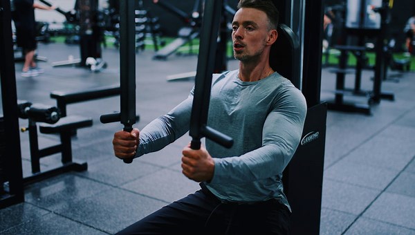 5 Advanced Chest Exercises for Explosive Growth | BOXROX