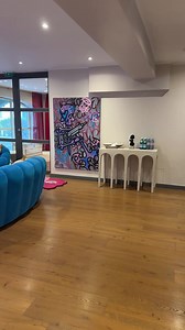 Tableau artistique offert par Micha à Monaco — cadeau unique