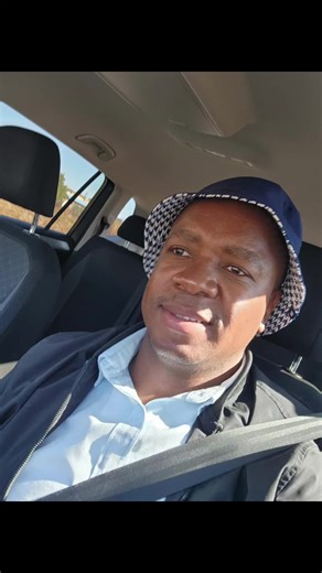 Explore Cape Town: Discover Life Grand Cafe & Table Mountain