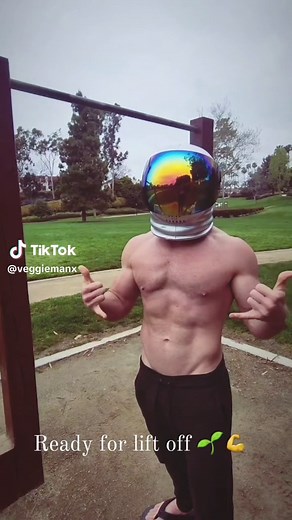 #vegan #veganfitness #vegetarianfitness #pullups #plantbasedmuscle #vegetarian #fitness #workout #fitnessmotivation