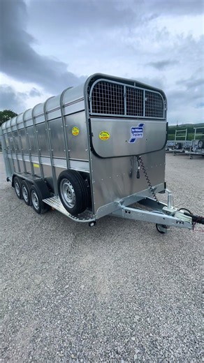 New Tri Axel 16 Foot Ifor Williams Cattle Box Available