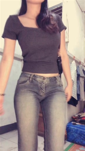 Stylish Low Rise Jeans Outfit Try-On