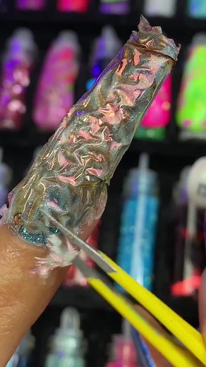 These deep fried Nails CRISPY 😂 #nails #oddlysatisfying #satisfying