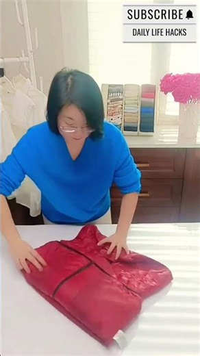 Daily Life Hacks For Girls 92 #dailyhacks #foldinghacks #youtubeshorts