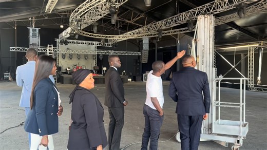 📍 Visite institutionnelle – 2STV Dans le cadre du renforcement de ses relations institutionnelles et médiatiques, UBA Sénégal a effectué une visite de travail à la 2STV, première chaîne de télévision privée du Sénégal. Cette rencontre stratégique a permis d’explorer des opportunités de partenariat durable, d’échanger sur les besoins bancaires de la chaîne et d’identifier des axes de collaboration à forte valeur ajoutée. 🤝 Une vision commune tournée vers la visibilité, l’innovation et la croiss