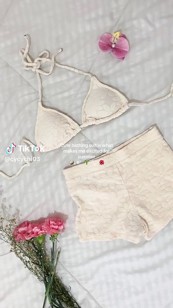 This swimsuit>>> 👙 #fyp #foryou #swimsuit #bathingsuit #summer #vacation #hotgirlsummer