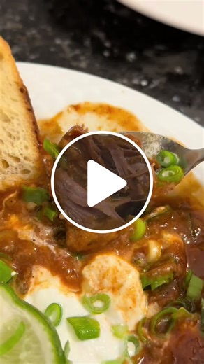 I shed a tear this chili was so good🍲🥩🌶️🫘 it checks ALL the boxes!!  Recipe: - beef stewing cubes - beef shank - salt, cayenne, paprika, chili powder, onion, garlic, cumin, cinnamon, oregano - 1 lb ground beef - 1 onion, chopped - 2 poblano peppers, diced - 3 garlic cloves, finely chopped - 2 chili peppers, seeds removed & finely chopped - 4 green onion stalks, sliced  - 1 can (or 170g dried) red chili beans - 1 can crushed tomatoes - 1 can water - salt - bay leaves optional topping: - chees