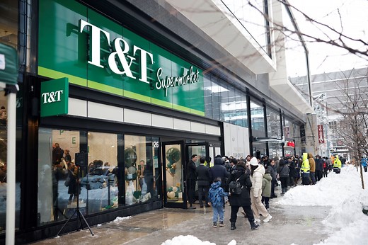 T&T Supermarket opens its 2nd downtown Toronto store (Photos)