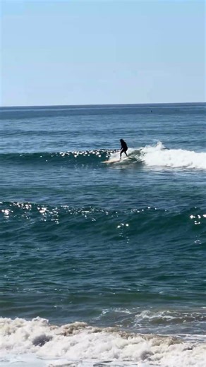 Surfing heals the soul #huntingtonbeach #surfing #socal #oceanlife #orangecounty #waves #beachvibes