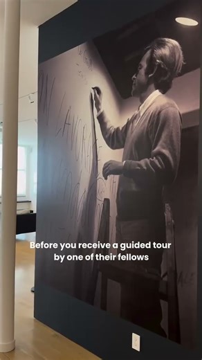 Not your typical art gallery ☕️ 🇮🇹 At Soho’s Center For Italian Modern Art a gallery and