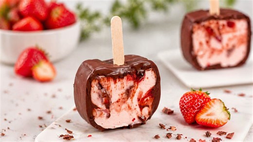Aardbei chocolade ijsrepen maken