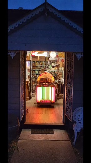 Antiques + Industrial + Design on Instagram: "Just when we thought we'd bought one of everything..... 🎶 Just In, a 1948 Wurlitzer 1100 Jukebox! 🎶 Known as the “Bubbler”, this iconic jukebox is a true piece of Americana, with its glowing bubble tubes, chrome details, and classic curves. Not only is it stunning to look at, it sounds fantastic! 🎵 The ultimate mid-century piece, perfect for a shop, man cave, fifties themed cafe or restaraunt, the possibilities are endless. But for now, it will be