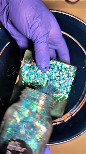 Sped up✨ #asmr #art #satisfying | Chalk Crush With E