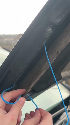 Cable clutter? Solve it instantly with this nylon!