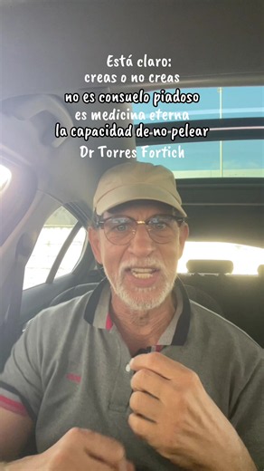 Esa frase —“Si la puerta se abre Dios lo permitió, si la puerta se cierra de algo me libró”— no es un simple consuelo piadoso. Es una síntesis antigua de la medicina del alma: la capacidad de no pelear contra lo que ya es, de confiar en que el cierre también es protección y el apertura también es permiso. Dr Torres Fortich