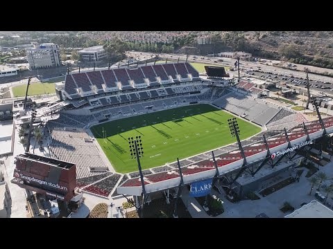 Aerial views of San Diego State's newly finished Snapdragon Stadium