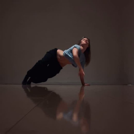 Lexee on Instagram: "I loved this balance pose thing today. I don’t know what you call it. Vinyasa erotica. Returning to"