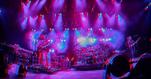 Phish Covers David Bowie & Plays "David Bowie", Rips 40-Minute "Simple" At Alpine Valley [Photos/Videos]