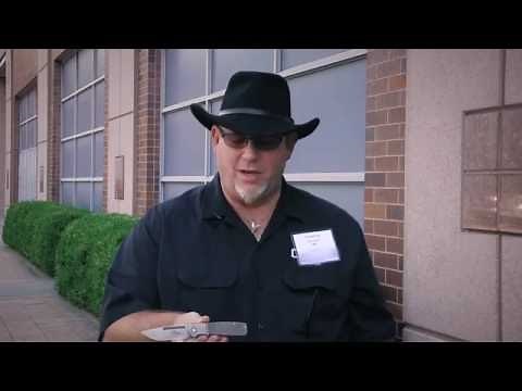 Ken Onion Demonstrates the CRKT Homefront