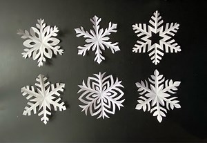 paper snowflakes-step by step tutorial | Craftish Corner