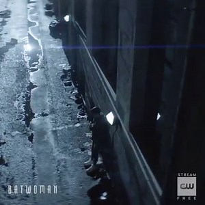 26K views · 1.3K reactions | She broke an oath she made to herself. Stream a new episode now: go.cwtv.com/streamBATfb | Batwoman | Facebook