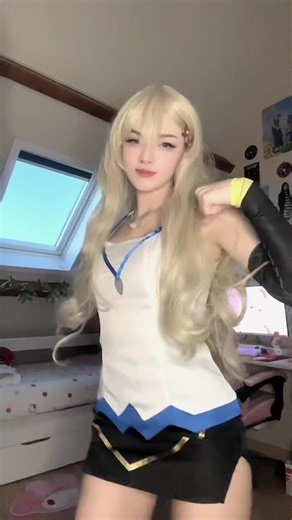 La jupe qui remonte..🥲 #cosplay #rebecca #edenzero
