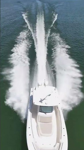 The Ultimate Fishing Machine 🔥😍 2024 Boston Whaler 330 Outrage