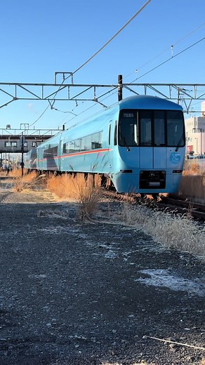 新宿始発！御殿場線に到着する小田急の特急ロマンスカーふじさん1号